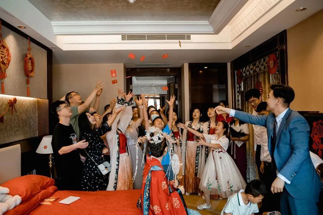 攻略！婚禮當天新人該怎么給紅包？