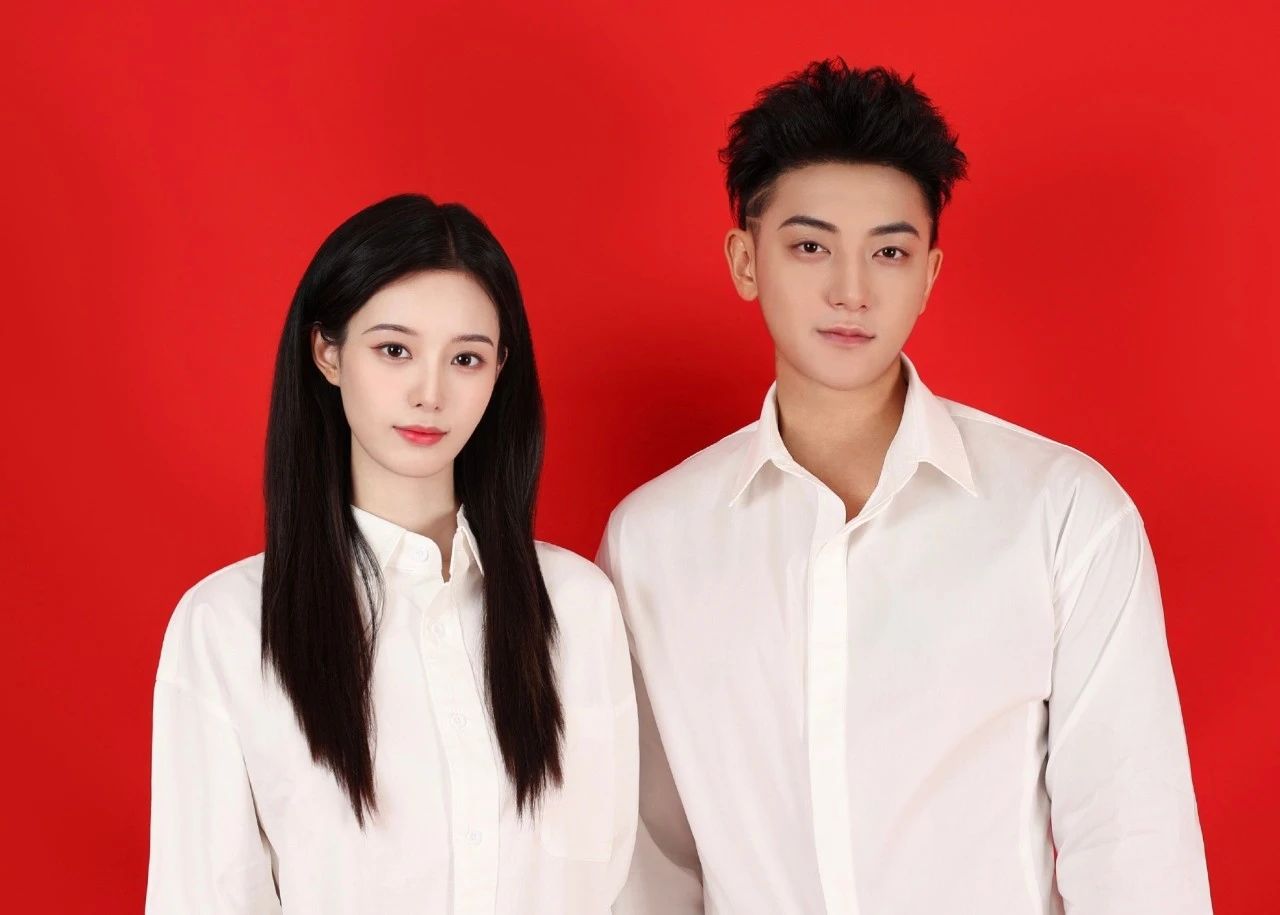 黃子韜徐藝洋官宣領(lǐng)證結(jié)婚！